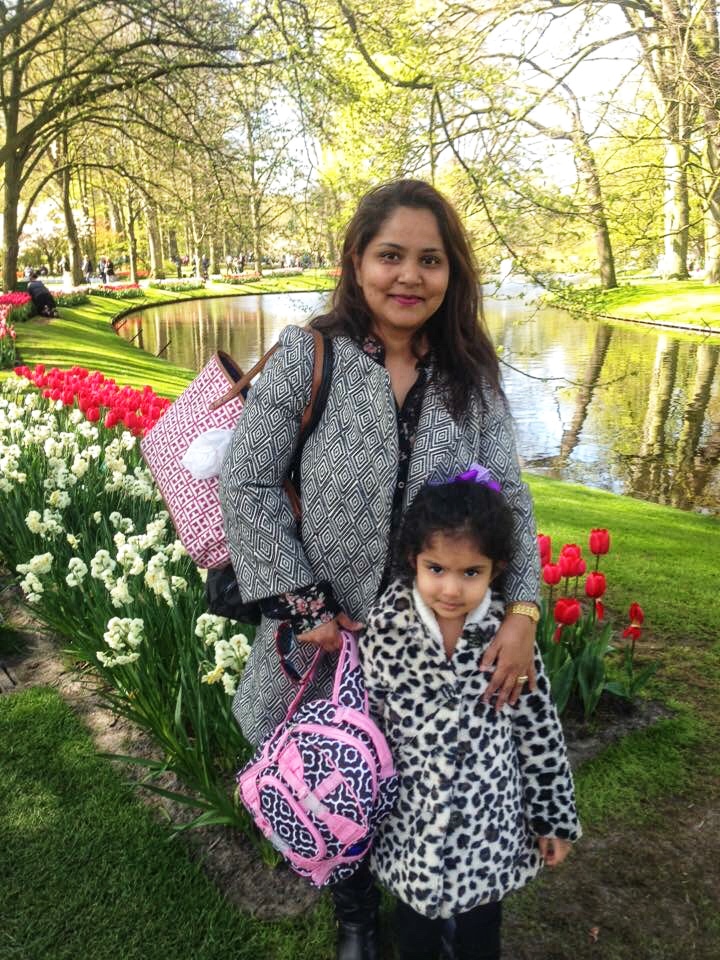 How to visit Keukenhof on a layover 